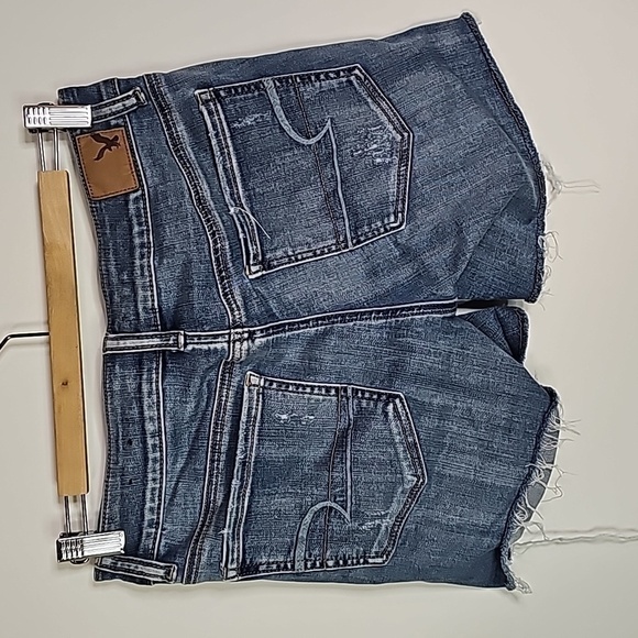 AMERICAN Eagle super super stretch size 6 medium rise jean shorts - Picture 4 of 8
